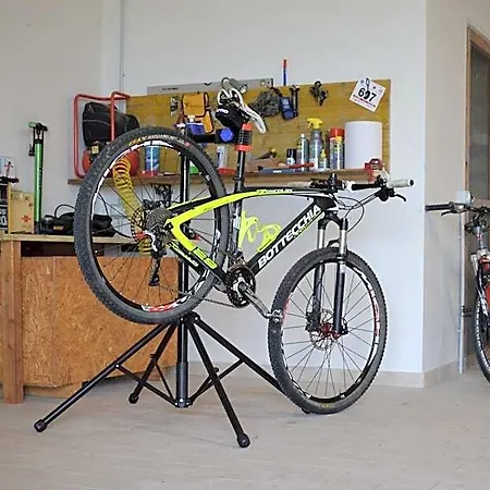 Bike Bed & Breakfast 3*